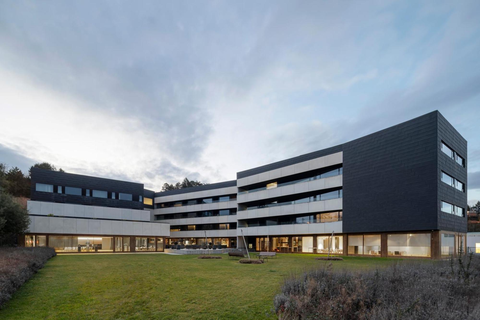 Almapamplona - Muga De Beloso Hotel