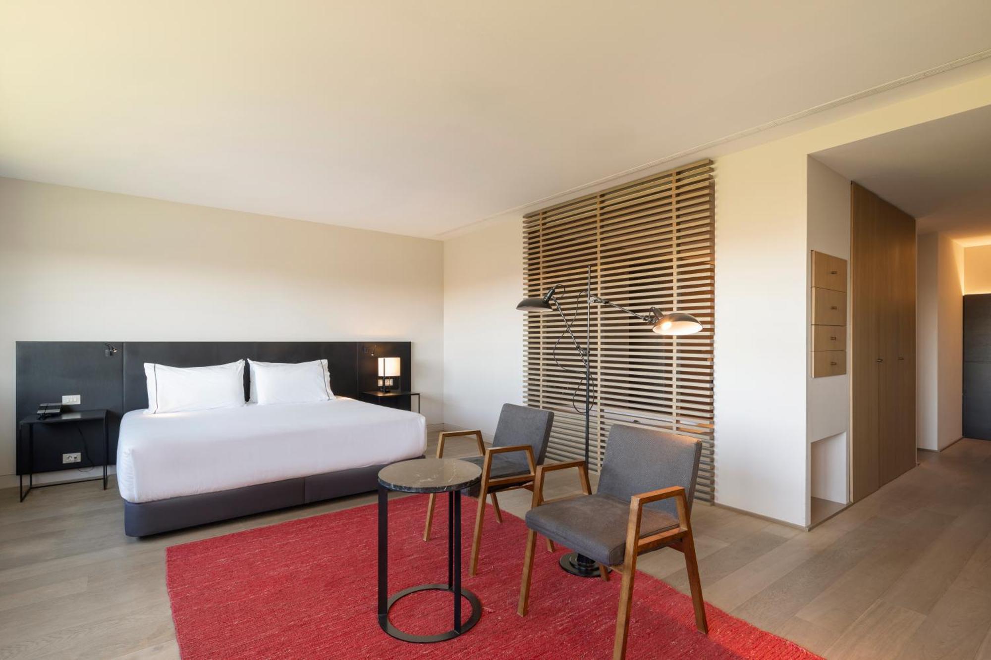 Almapamplona - Muga De Beloso Hotel 4*
